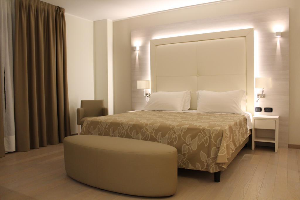 Hotel Terme All'Alba Abano Terme Exterior photo